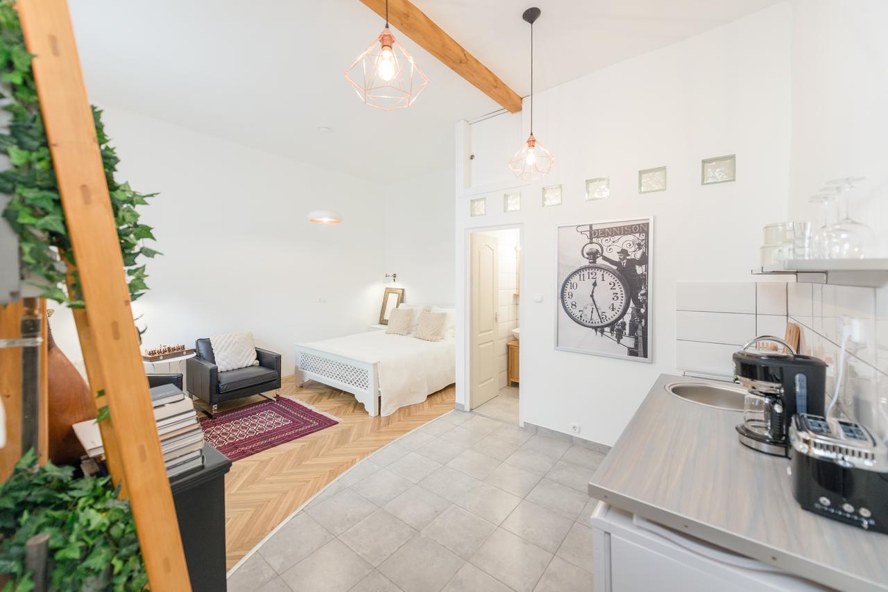 Rose Trees Apartment Budapest Bagian luar foto